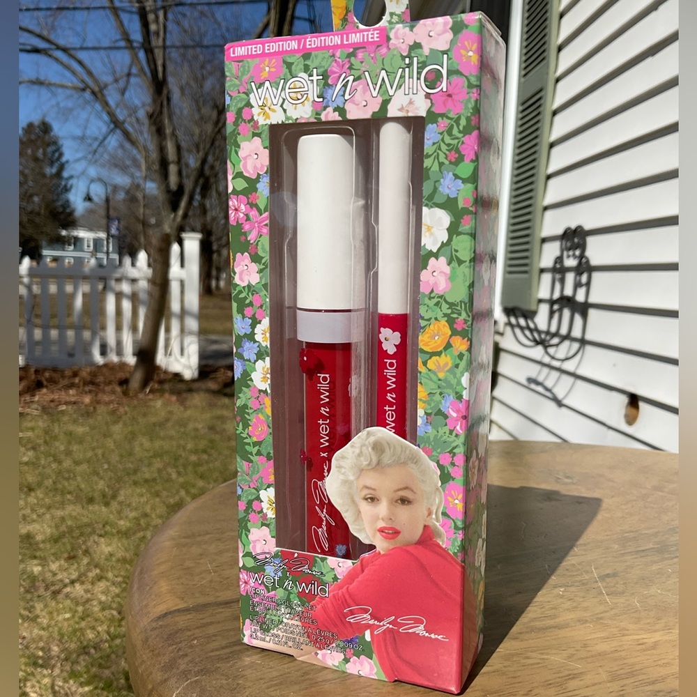 💄Wet n Wild Marilyn Monroe Red Lip Kit